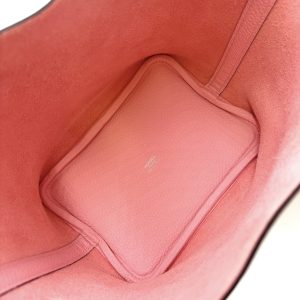 Leather-Clad Leisure Chair